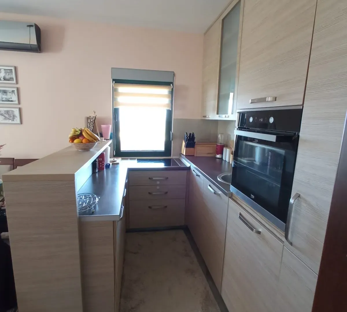 Prodaja, trosoban stan, 101m², Dub, Kotor