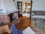 Izdavanje, četvorosoban stan, 95m², Zelenika, Herceg Novi - image 1