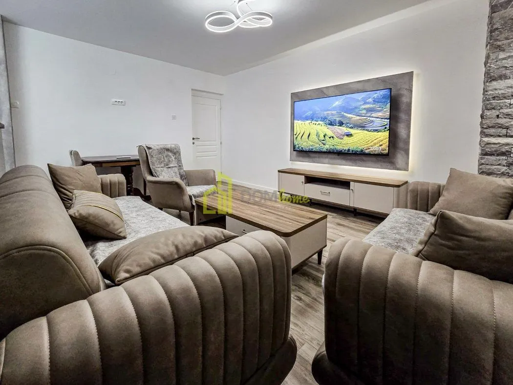 Prodaja, trosoban stan, 74m², Pobrežje, Podgorica