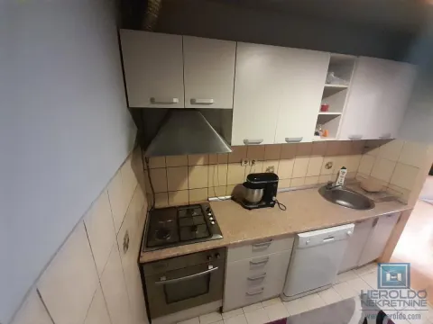 Prodaja, kuća, 240m², Tabane, Jagodina - image 4