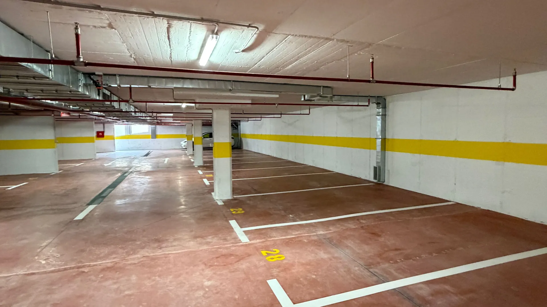 Sale, parking/garage, 12m², Stari Aerodrom, Podgorica