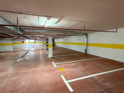 Sale, parking/garage, 12m², Stari Aerodrom, Podgorica - image 6