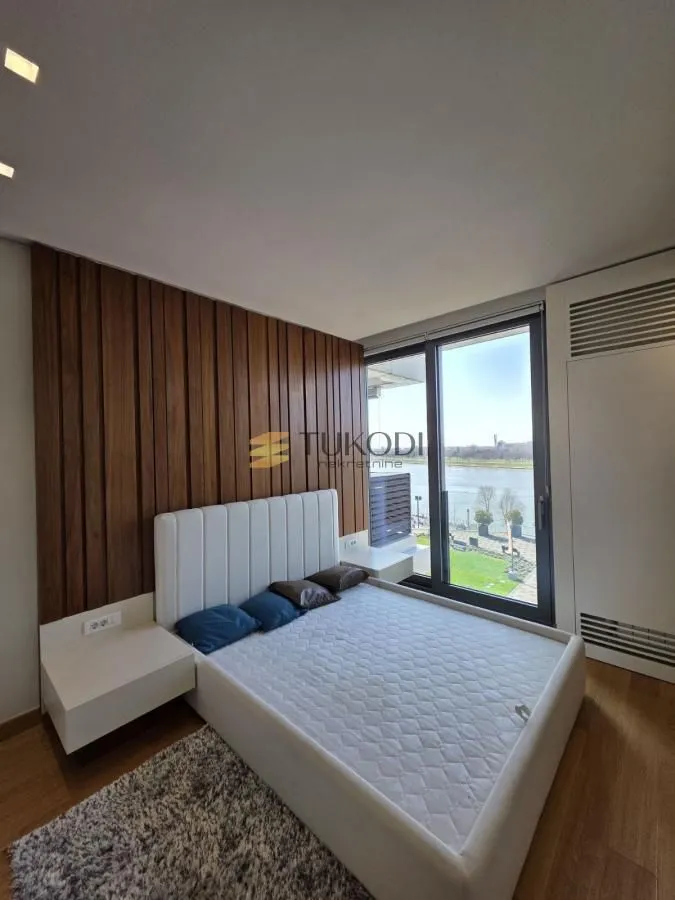 Sale, four bedroom apartment, 138m², Savski Venac, Beograd