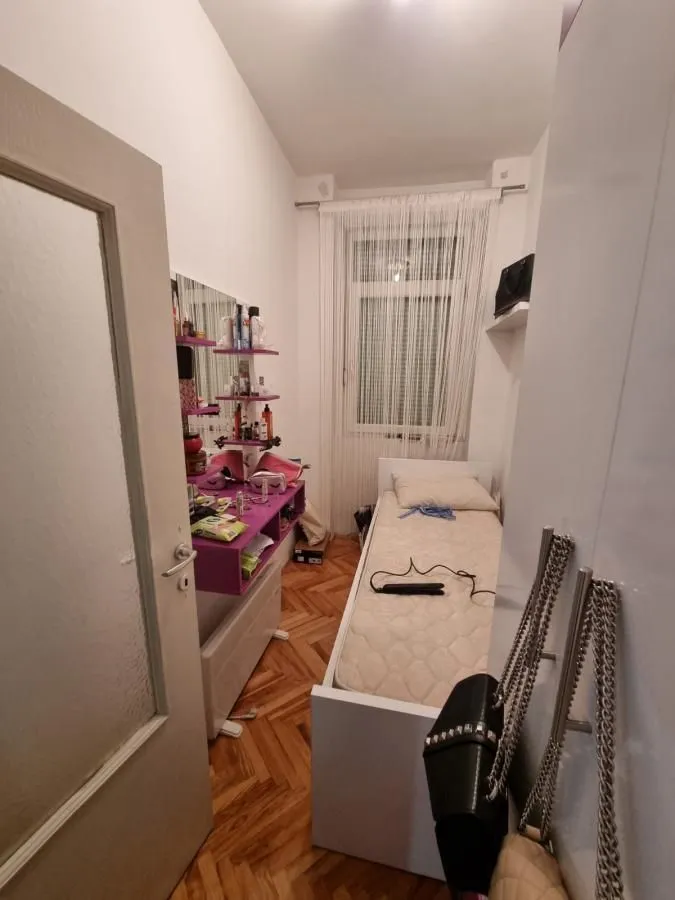 Prodaja, dvosoban stan, 37m², Centar, Novi Sad