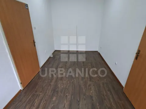 Sale, office space, 143m², Centar, Podgorica - image 7