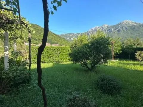 Sale, house, 260m², Zelenika, Podgorica - image 5