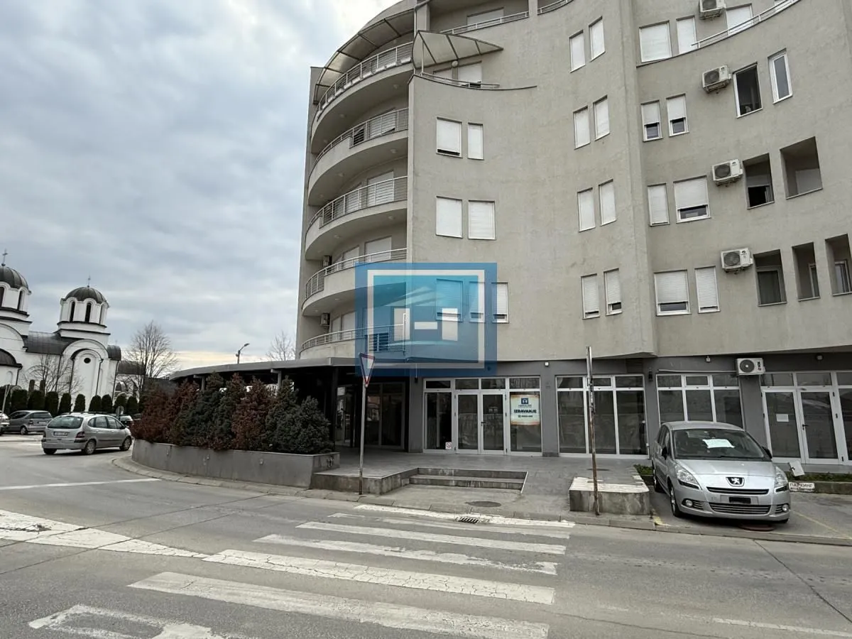 Prodaja, poslovni prostor, 120m², Aqua park, Jagodina