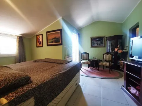 Sale, house, 200m², Donja Gorica, Podgorica - image 23