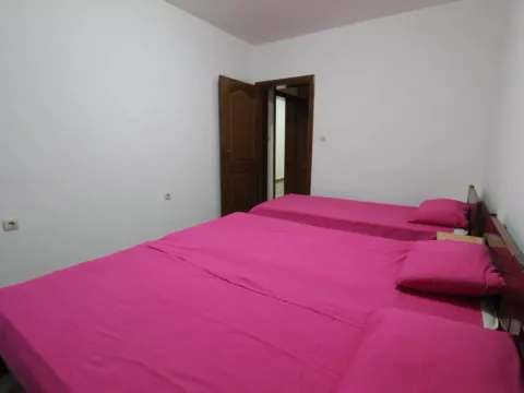 Sale, house, 220m², Bar, Crna Gora - image 10