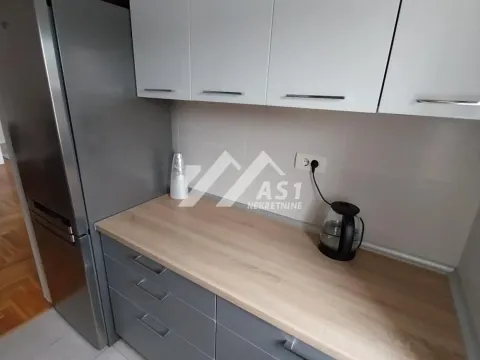 Izdavanje, četvorosoban stan, 70m², Podbara, Novi Sad Sve Podlokacije - image 4