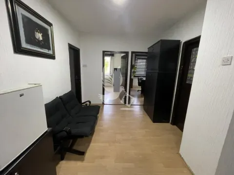 Izdavanje, poslovni prostor, 30m², Stari Grad, Beograd - image 4