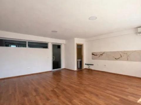 Rent, office space, 47m², Rozino, Budva - image 2