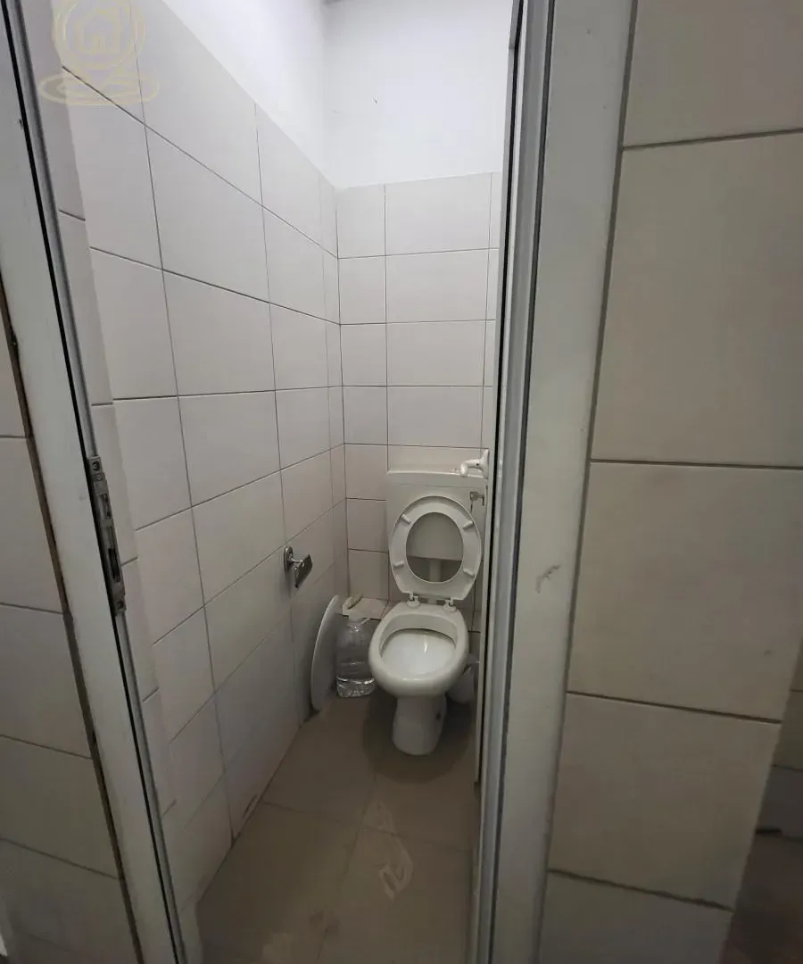 Rent, office space, 1600m², Crveni Krst, Niš