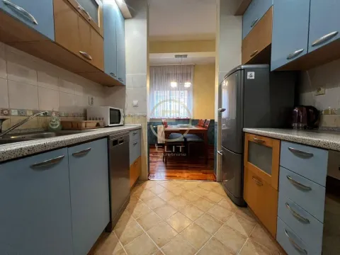 Izdavanje, trosoban stan, 85m², Sajmište, Novi Sad - image 9