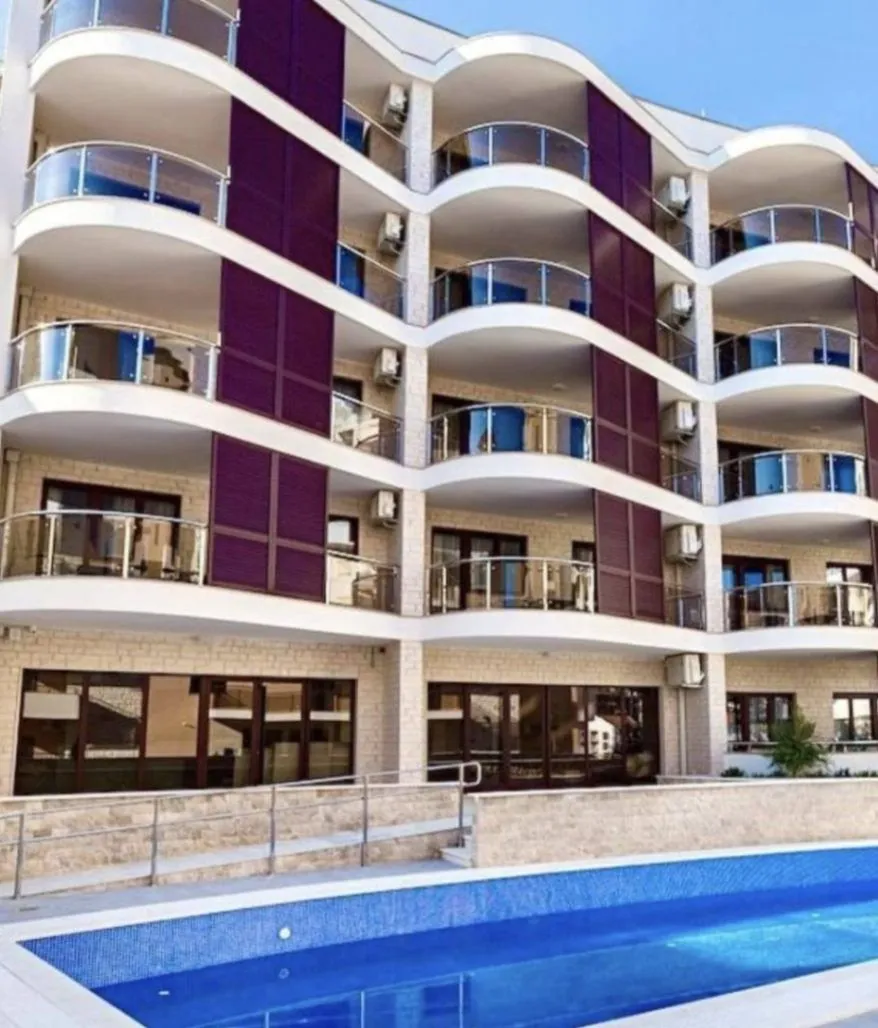 Sale, one bedroom apartment, 68m², Bečići, Budva