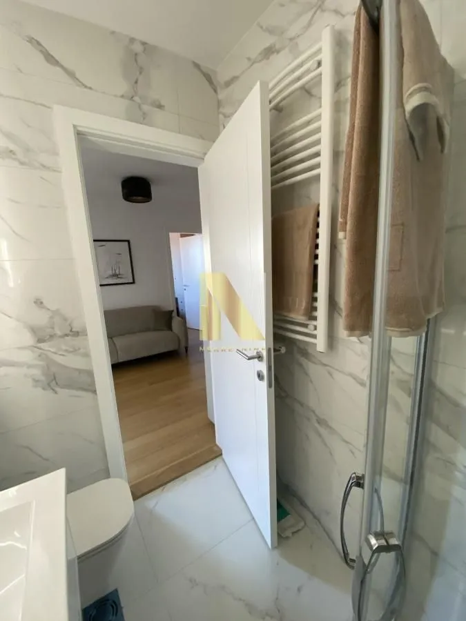 Izdavanje, jednosoban stan, 31m², Centar, Novi Sad