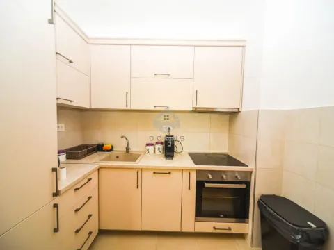 Rent, one bedroom apartment, 45m², City Kej, Podgorica - image 5