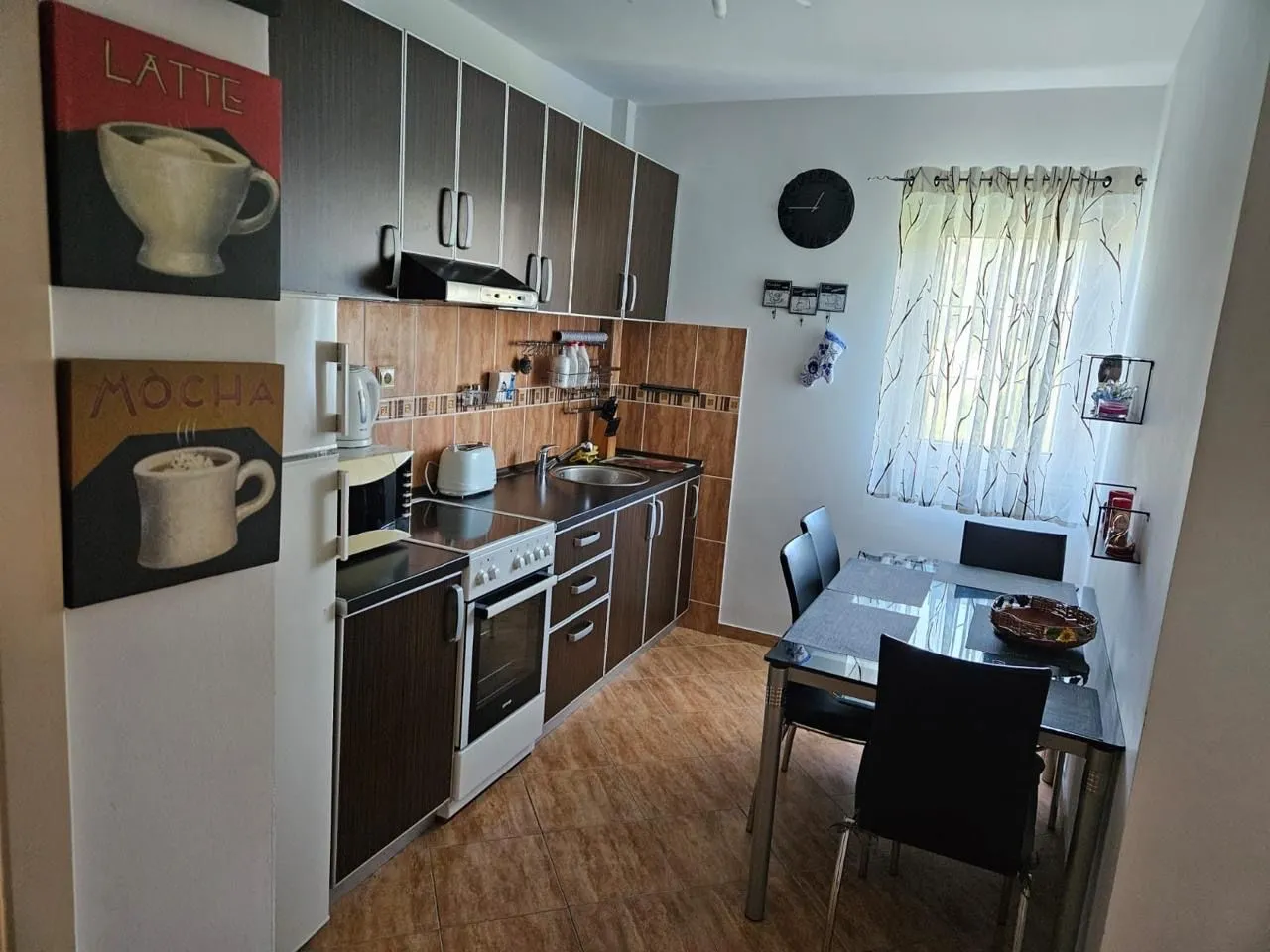 Sale, two bedroom apartment, 60m², Sutomore, Bar