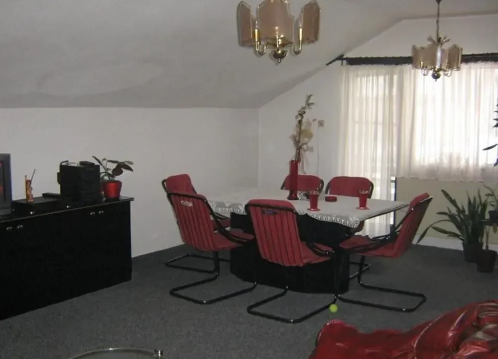 Prodaja, kuća, 160m², Tavrića obori, Jagodina