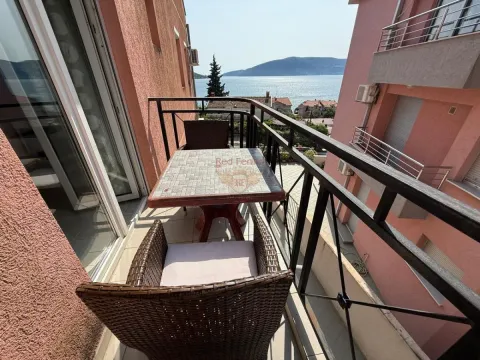 Prodaja, dvosoban stan, 42m², Herceg Novi, Crna Gora
