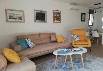 Rent, two bedroom apartment, 78m², Seljanovo, Tivat