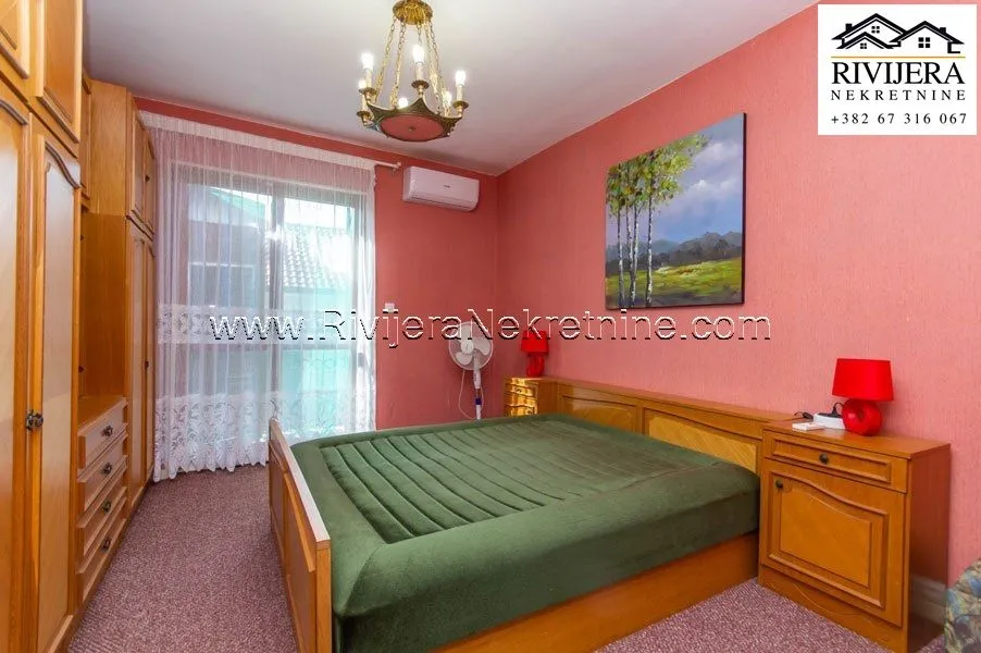 Prodaja, kuća, 160m², Đenovići, Herceg Novi