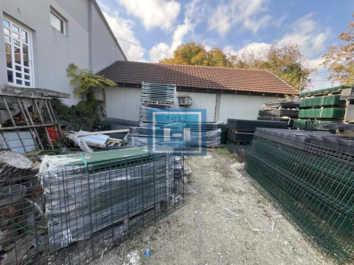 Sale, office space, 490m², Lipar, Jagodina