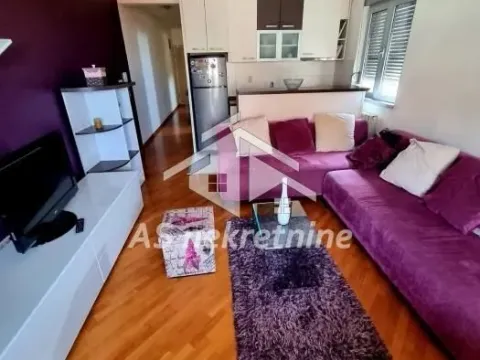 Rent, two bedroom apartment, 40m², Lekino Brdo, Voždovac Sve Podlokacije - image 2