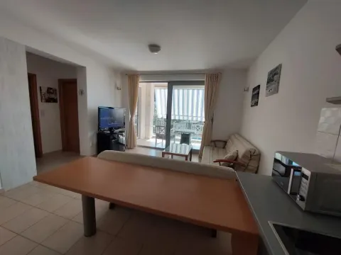 Rent, one bedroom apartment, 41m², Petrovac, Budva - image 6