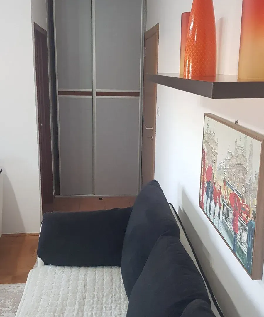 Rent, one bedroom apartment, 50m², Drač, Podgorica