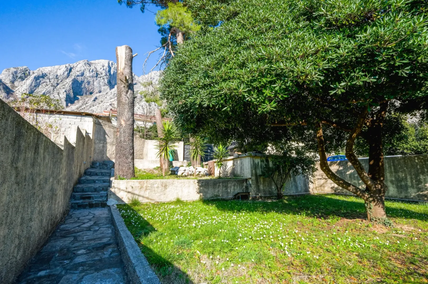 Sale, house, 500m², Orahovac, Kotor