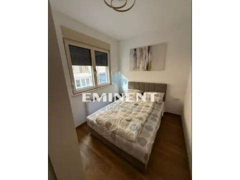 Rent, two bedroom apartment, 33m², Vračar Hram, Vračar Sve Podlokacije - image 4