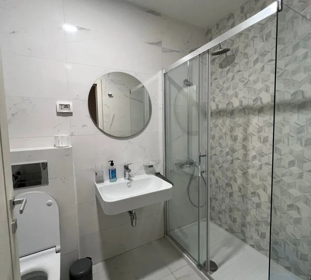 Prodaja, jednosoban stan, 49m², Central Point, Podgorica
