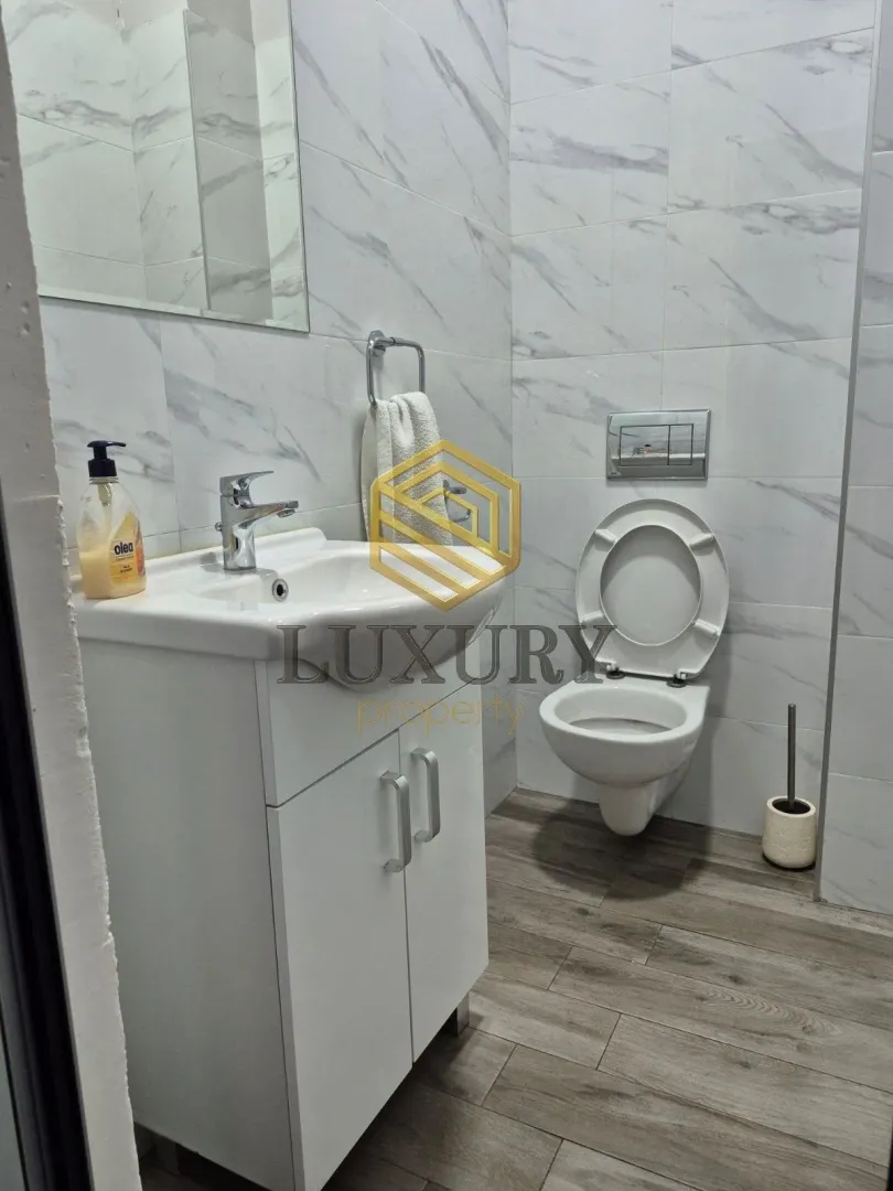 Rent, office space, 159m², Dalmatinska ulica, Podgorica