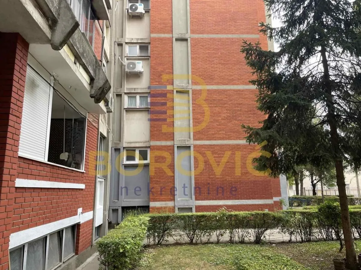 Prodaja, dvosoban stan, 60m², Batajnica, Beograd