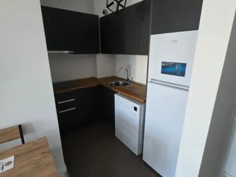 Prodaja, jednosoban stan, 39m², City Kvart, Podgorica - image 4