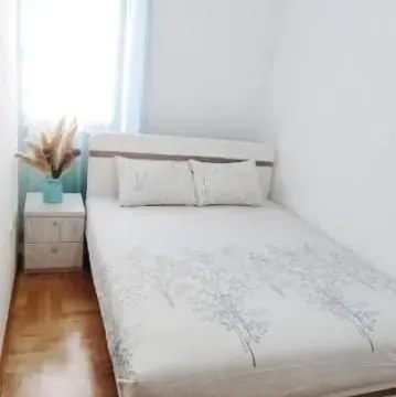 Rent, one bedroom apartment, 35m², Stari Aerodrom, Podgorica - image 3