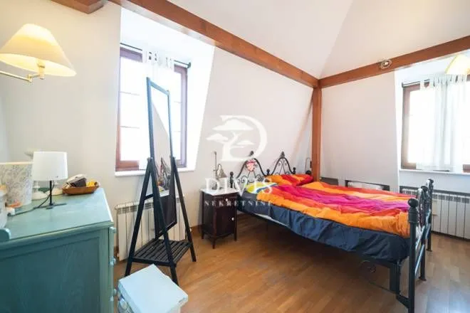 Rent, three bedroom apartment, 192m², Dorćol Sve Podlokacije, Beograd