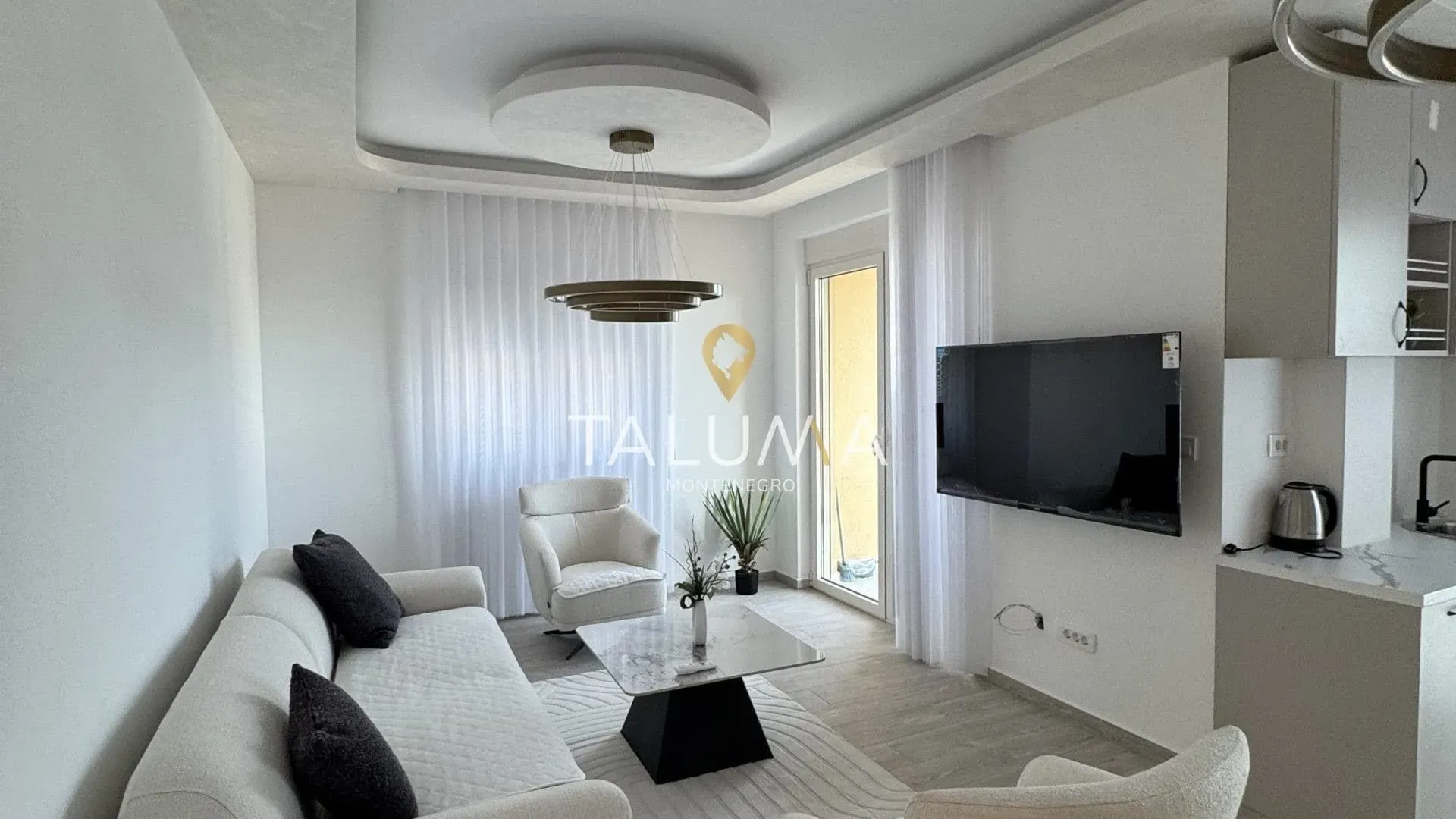 Prodaja, dvosoban stan, 74m², Bečići, Budva