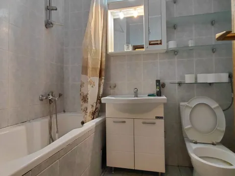 Rent, one bedroom apartment, 52m², Zagorič, Podgorica - image 12