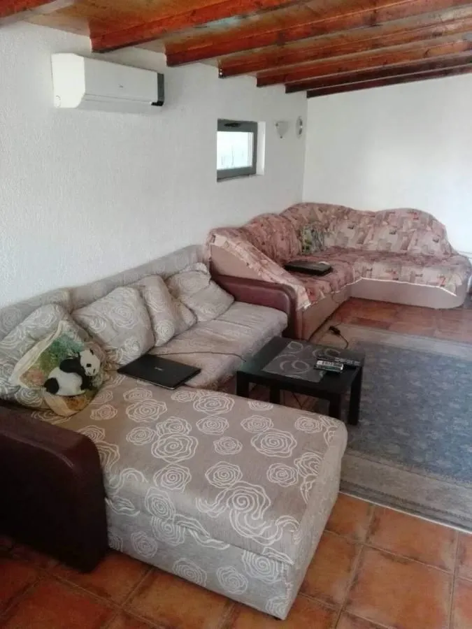 Prodaja, kuća, 375m², Kalimanj, Tivat