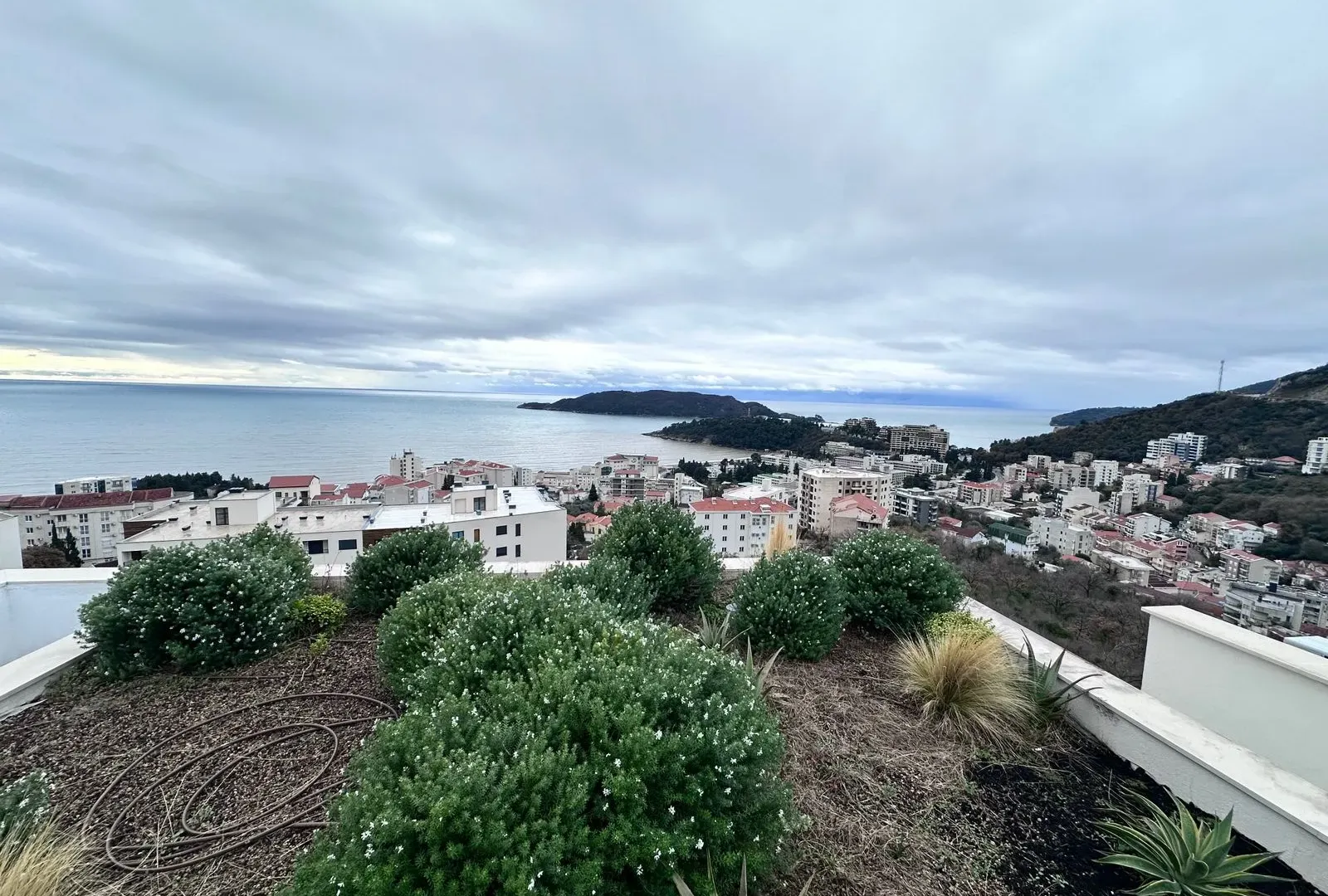 Prodaja, jednosoban stan, 69m², Bečići, Budva