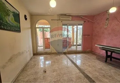 Prodaja, kuća, 435m², Stara Varoš, Podgorica - image 9