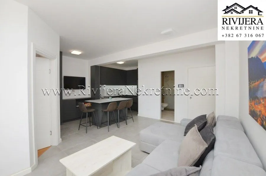 Prodaja, jednosoban stan, 44m², Baošići, Herceg Novi