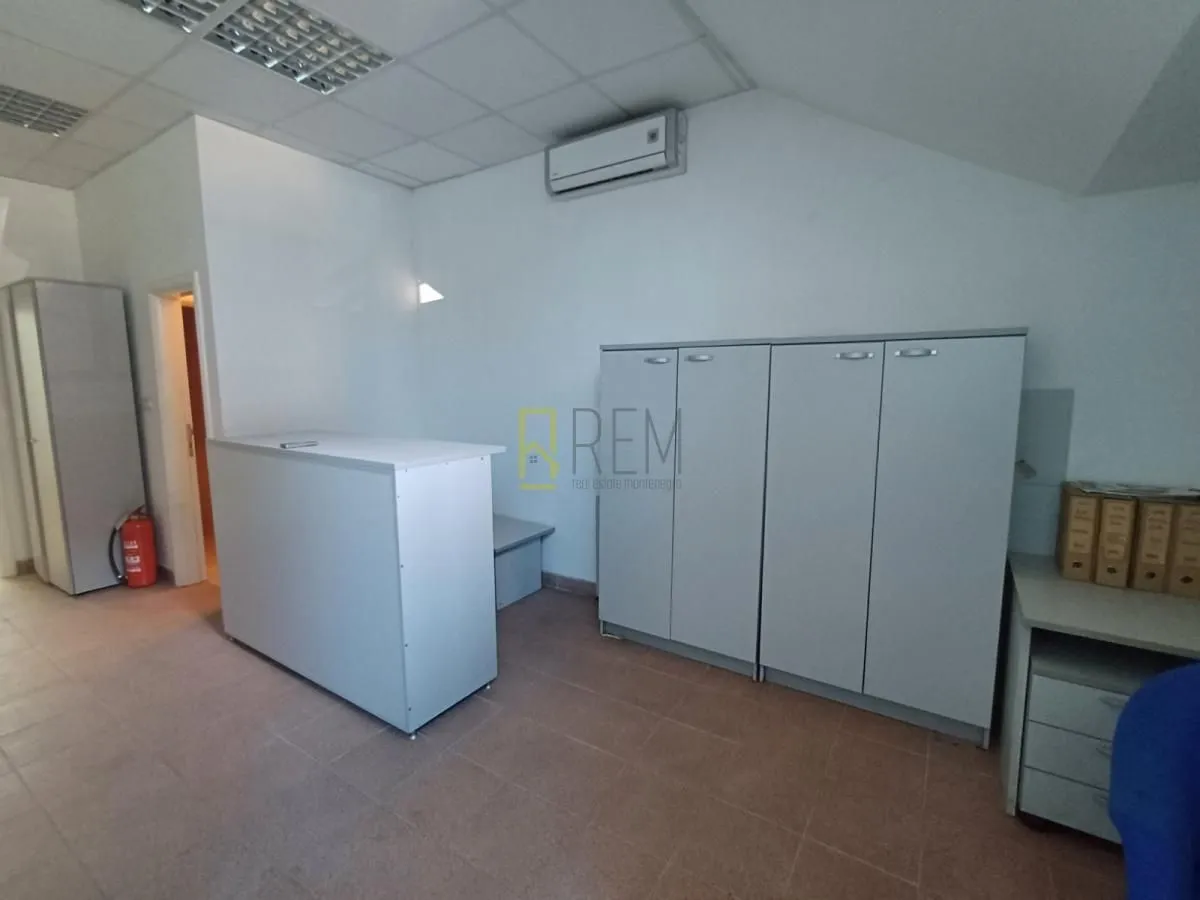 Sale, office space, 90m², Zabjelo, Podgorica