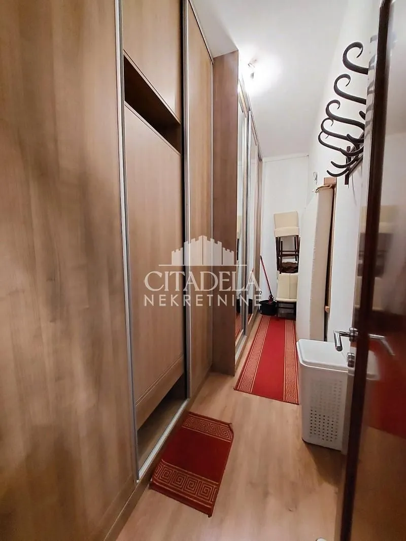 Rent, two bedroom apartment, 53m², Stari Grad, Beograd