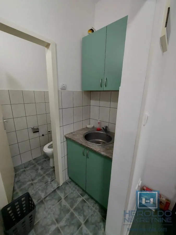 Rent, office space, 54m², Centar, Jagodina