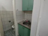 Izdavanje, poslovni prostor, 54m², Centar, Jagodina - image 9