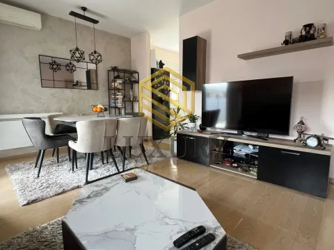 Prodaja, jednosoban stan, 53m², City Kvart, Podgorica - image 6