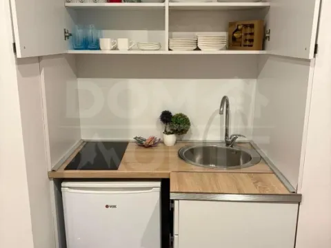 Izdavanje, garsonjera, 20m², Tivat, Crna Gora - image 6